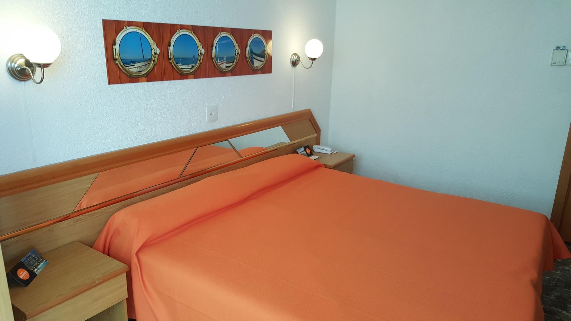 Hotel Fragata Calella Dış mekan fotoğraf