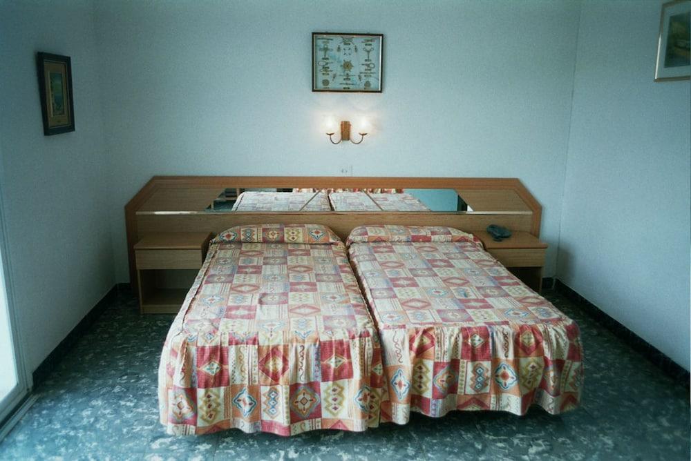 Hotel Fragata Calella Dış mekan fotoğraf